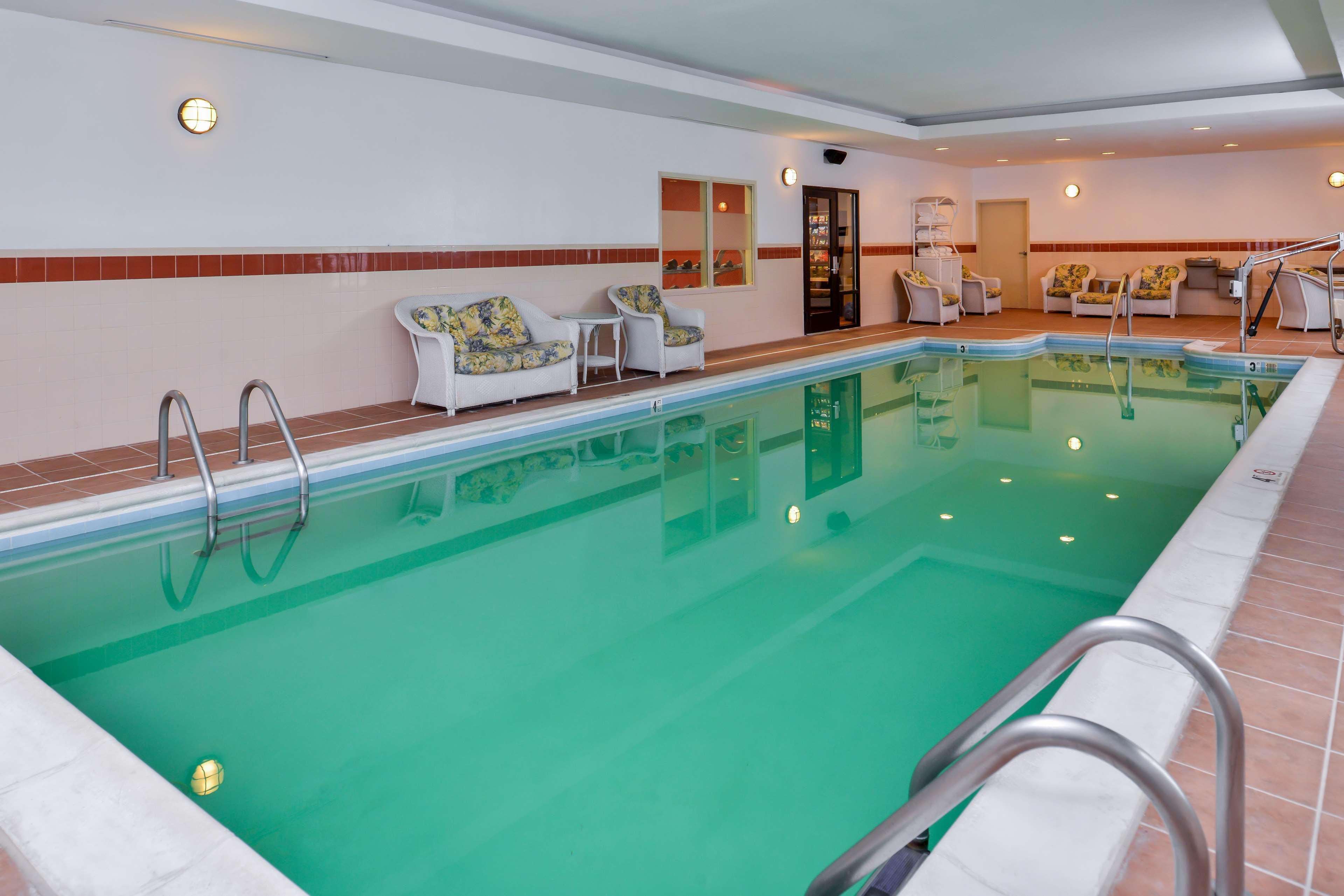 Hampton Inn Емпорія Екстер'єр фото