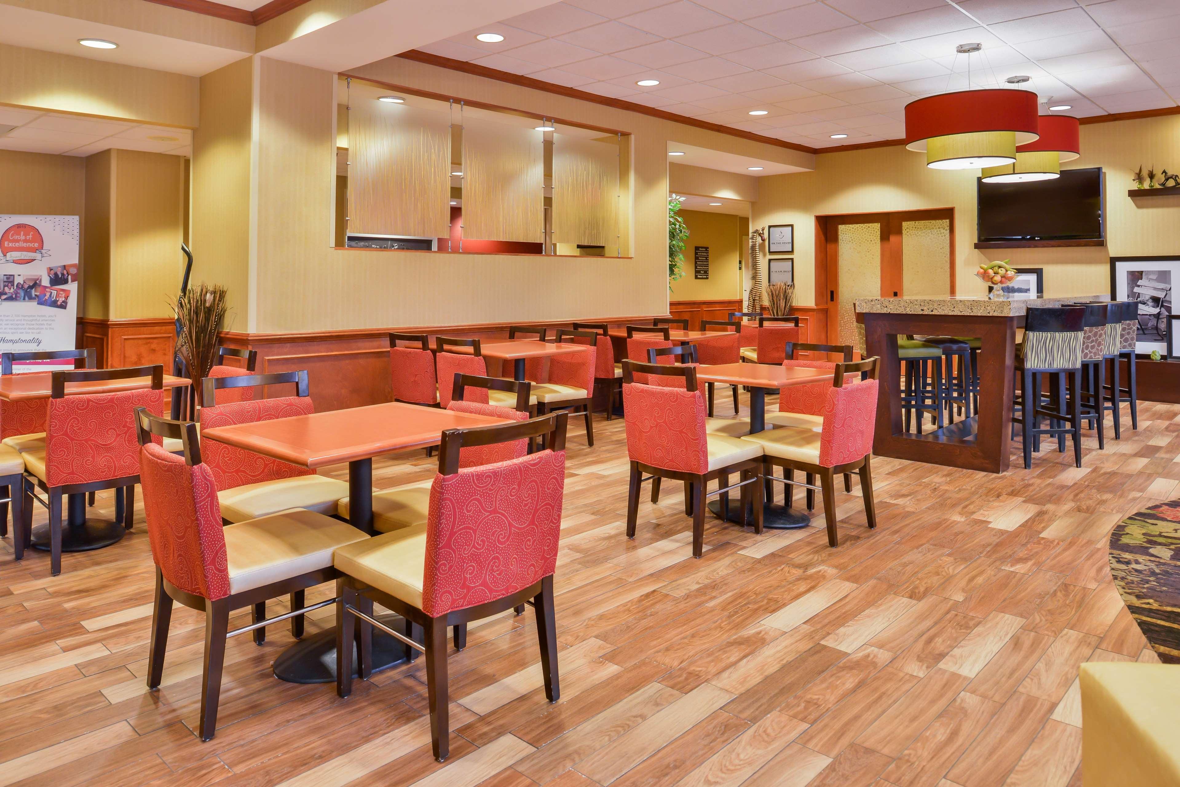 Hampton Inn Емпорія Екстер'єр фото