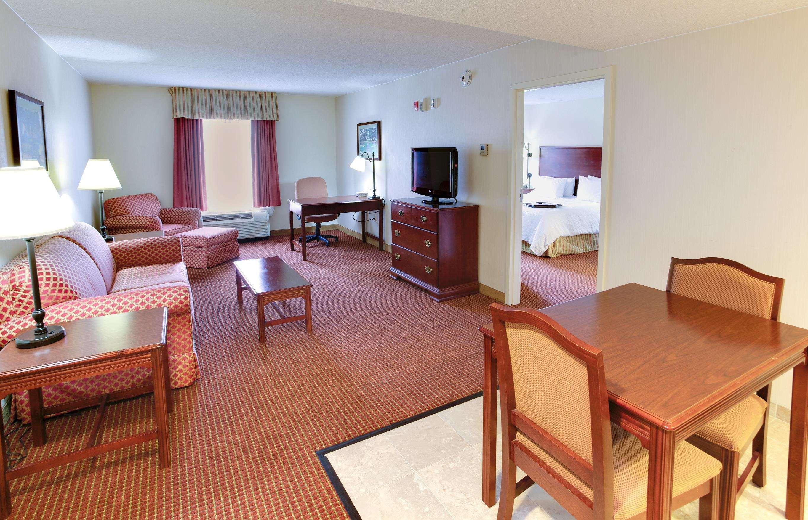 Hampton Inn Емпорія Екстер'єр фото