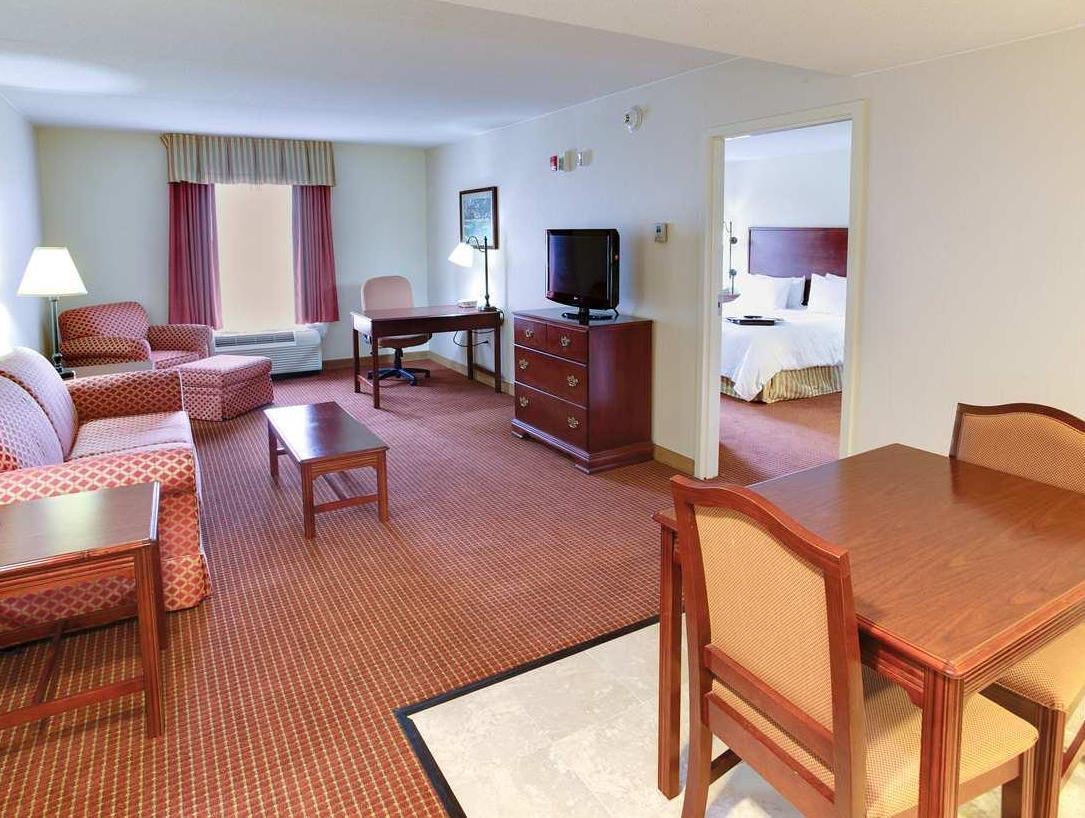 Hampton Inn Емпорія Екстер'єр фото