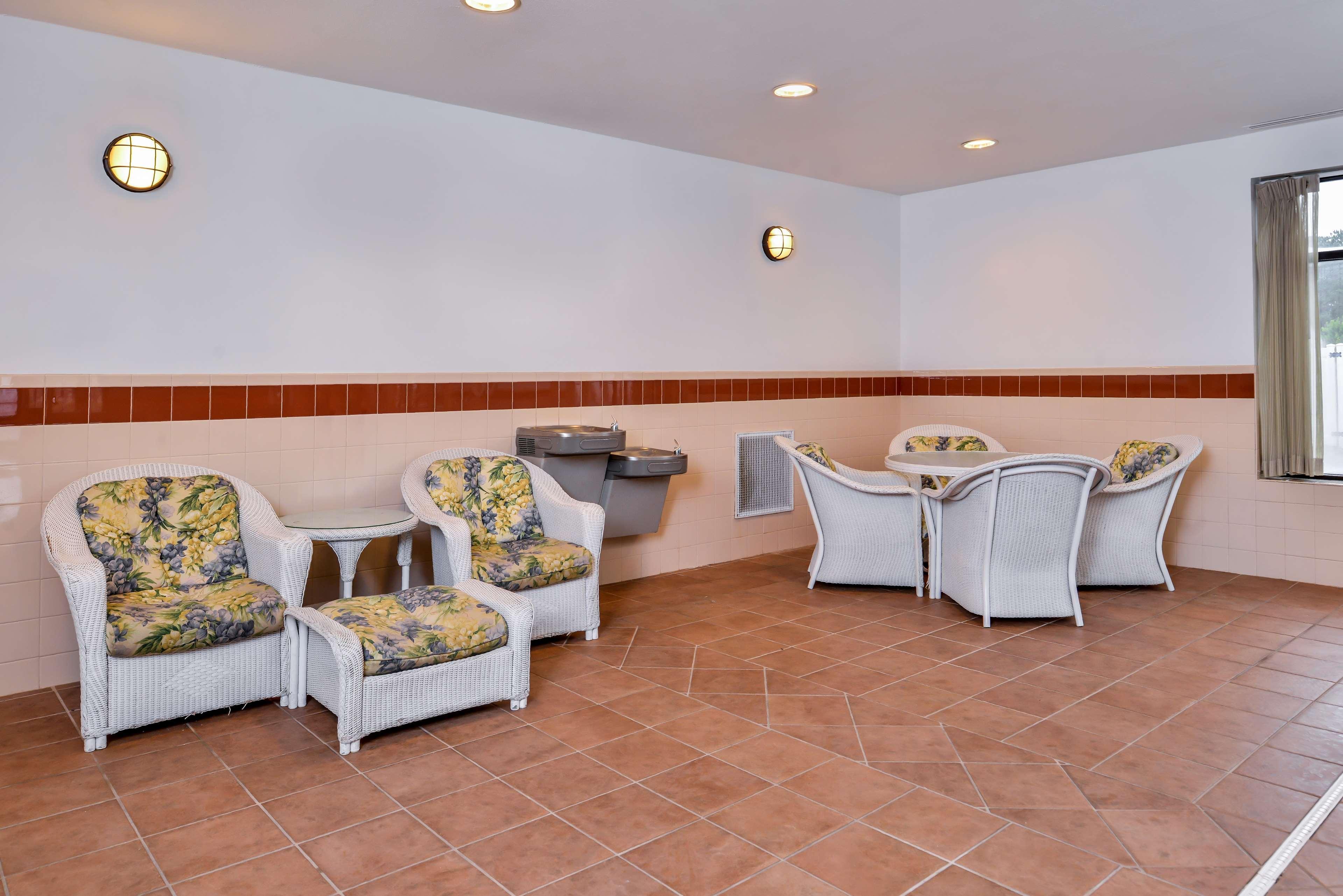 Hampton Inn Емпорія Екстер'єр фото