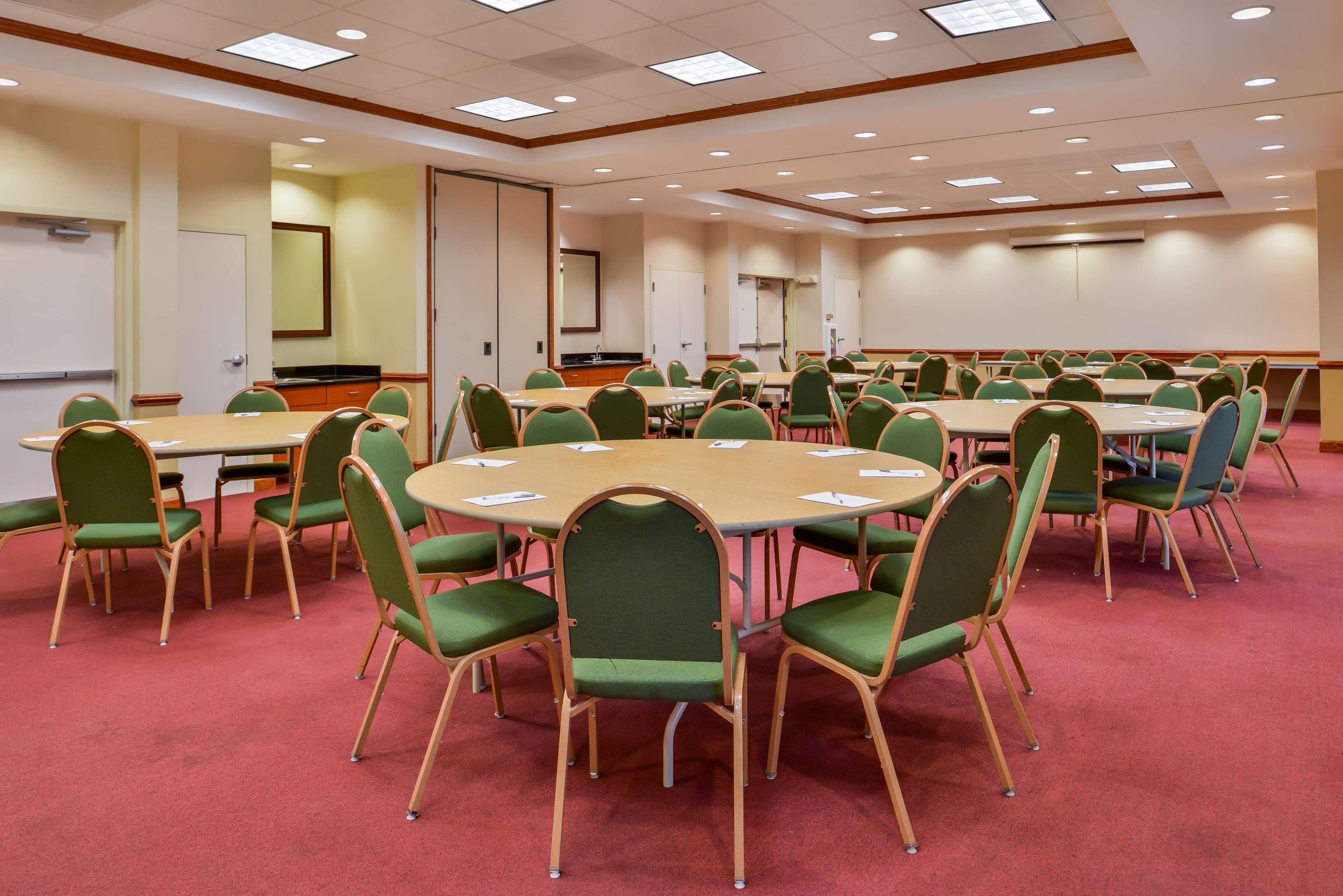 Hampton Inn Емпорія Екстер'єр фото